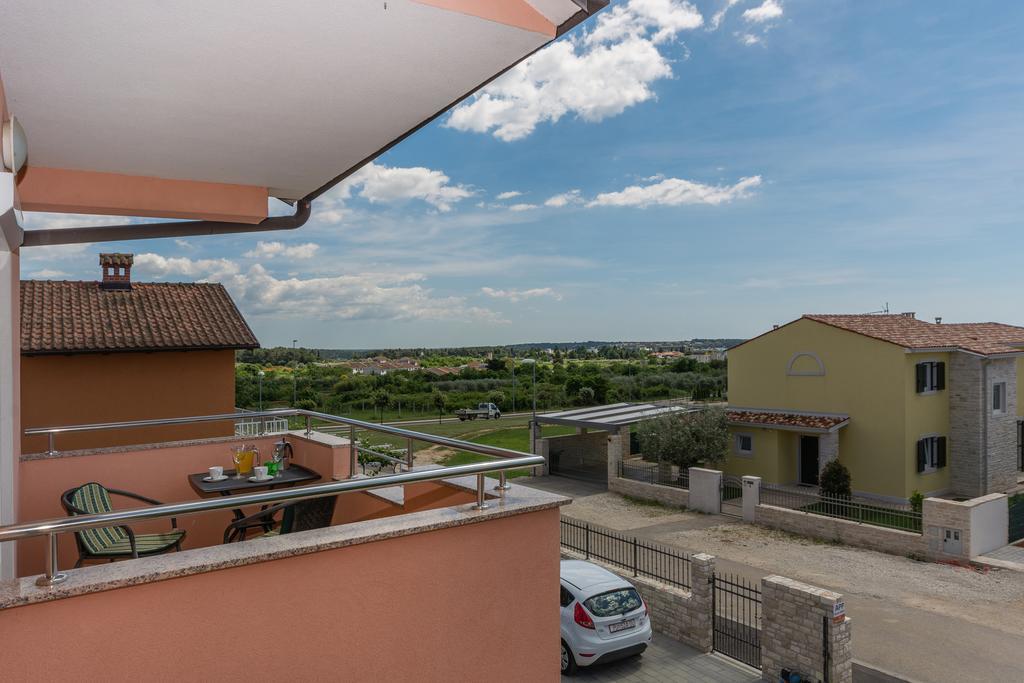 Guest House Gloria Novigrad Istria エクステリア 写真